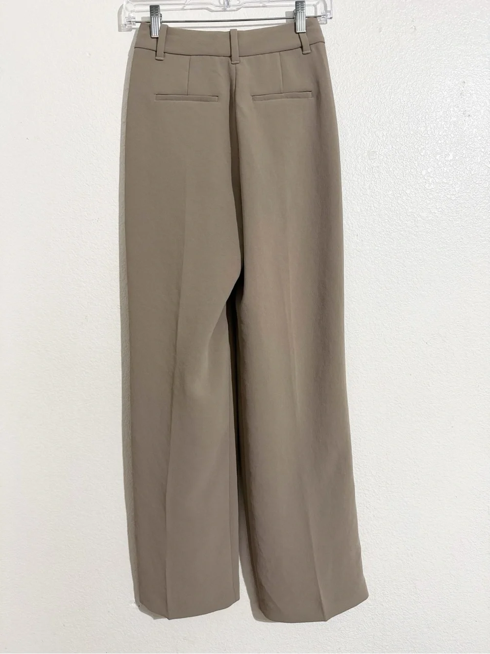 Aritzia The Effortless Pant Crepette High Rise Wide-Leg Trouser in Nomad Taupe